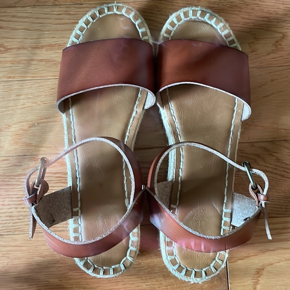 Tan Boho Espadrilles size 9 - Picture 4 of 6